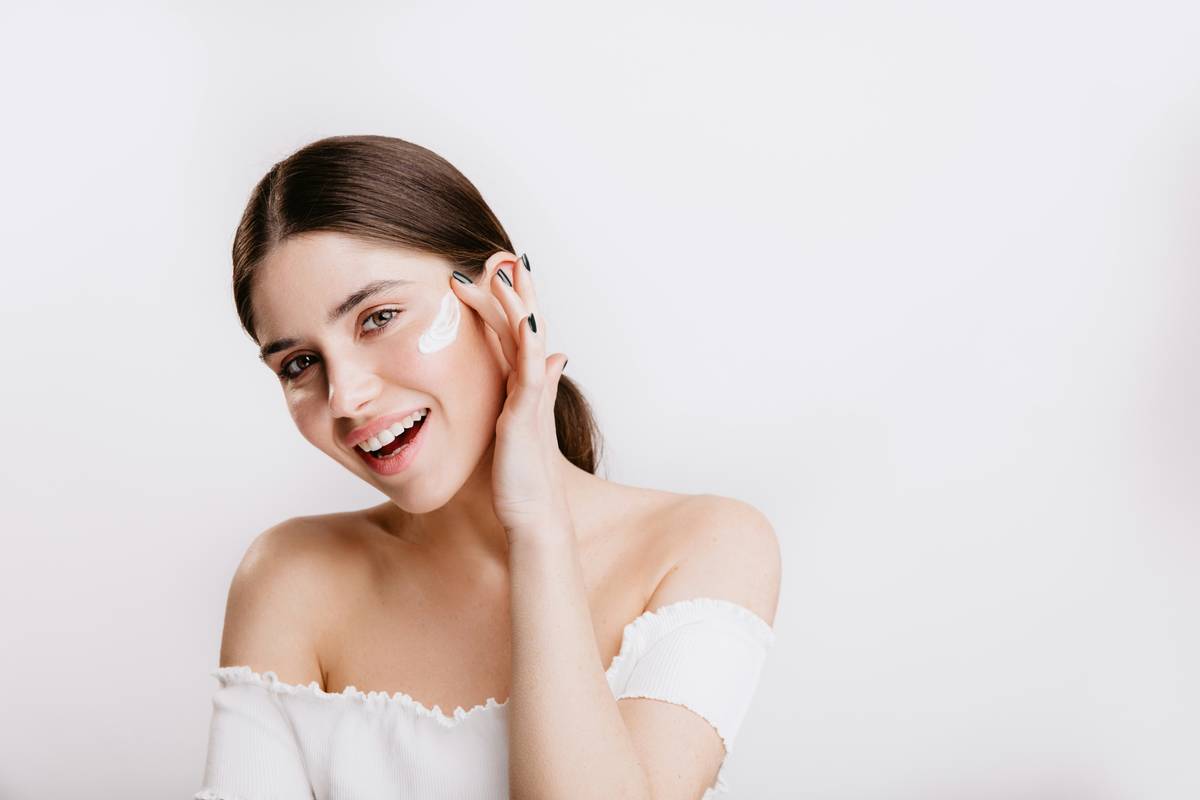 Close-up of glowing skin after enzyme peel facial benefits